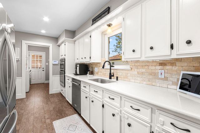 1534 Ashford Hollow Lane, Houston, TX 77077