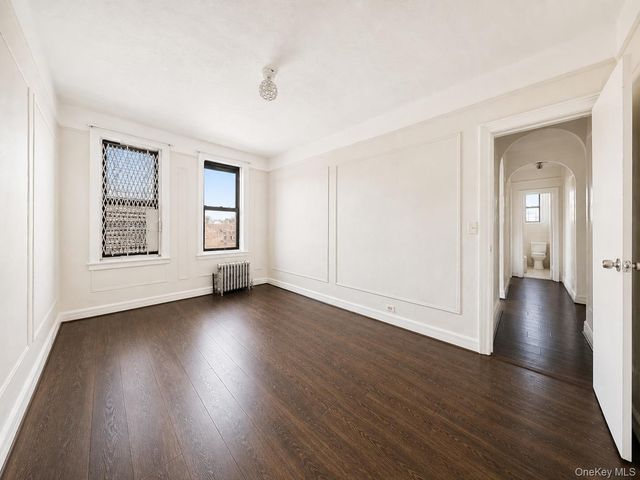 700 Oakland Place 3A, Bronx, NY 10457