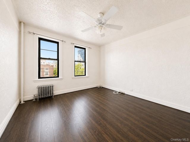 700 Oakland Place 3A, Bronx, NY 10457