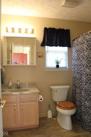 6036 Riva Ridge Drive, Indianapolis, IN 46237