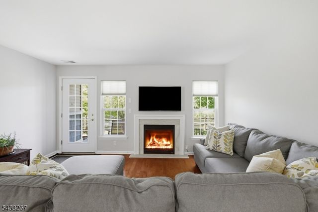 156 Old Farm Dr, Allamuchy Twp., NJ 07838