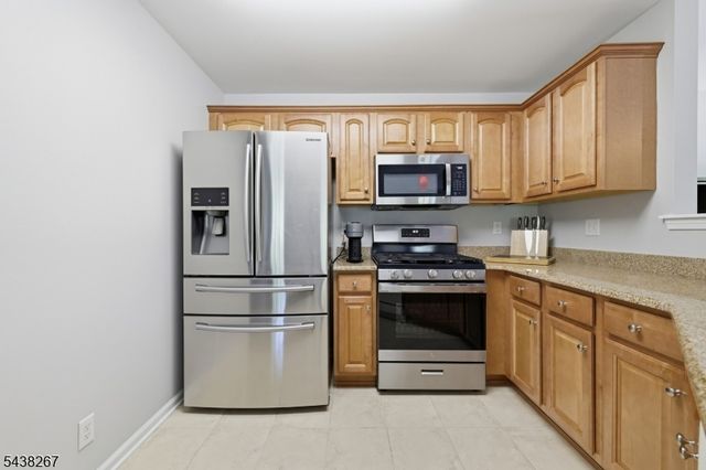 156 Old Farm Dr, Allamuchy Twp., NJ 07838