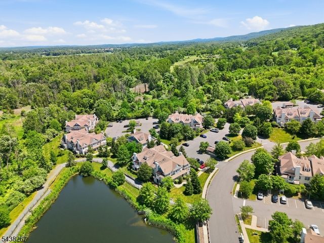 156 Old Farm Dr, Allamuchy Twp., NJ 07838