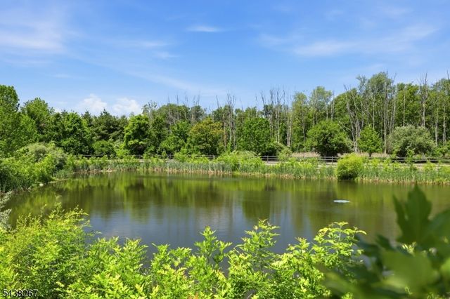 156 Old Farm Dr, Allamuchy Twp., NJ 07838