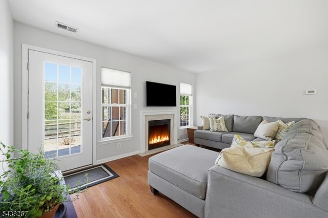 156 Old Farm Dr, Allamuchy Twp., NJ 07838