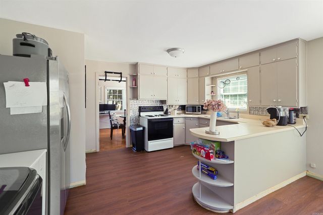 176 W James Road, Clinton, AR 72031