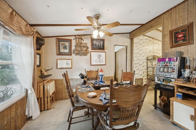 100 WATERWAY AVENUE, Satsuma, FL 32189