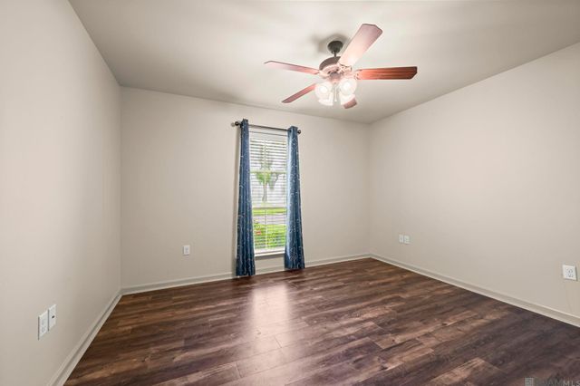 38513 East Court, Prairieville, LA 70769