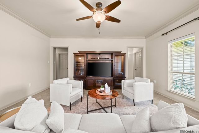 38513 East Court, Prairieville, LA 70769