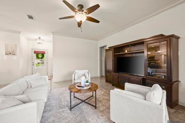 38513 East Court, Prairieville, LA 70769