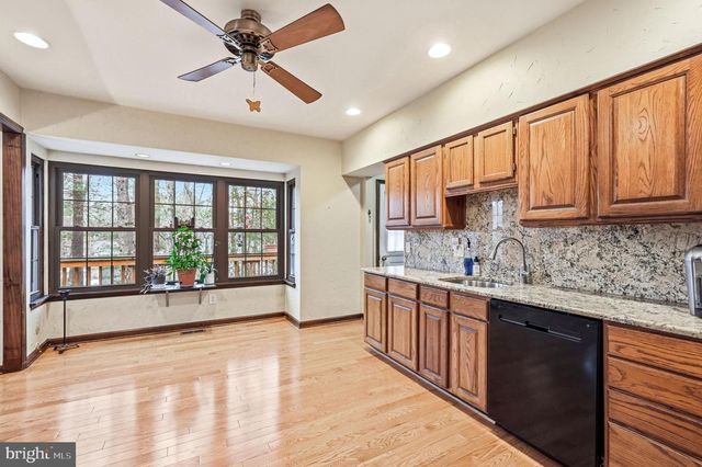 16 WESTBROOKE CT, Voorhees, NJ 08043