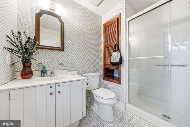 16 WESTBROOKE CT, Voorhees, NJ 08043