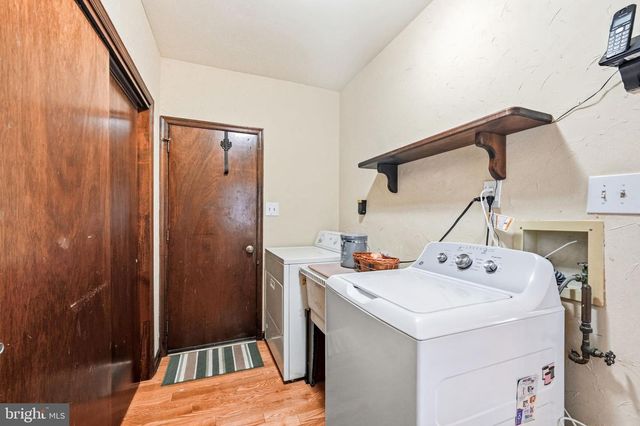 16 WESTBROOKE CT, Voorhees, NJ 08043