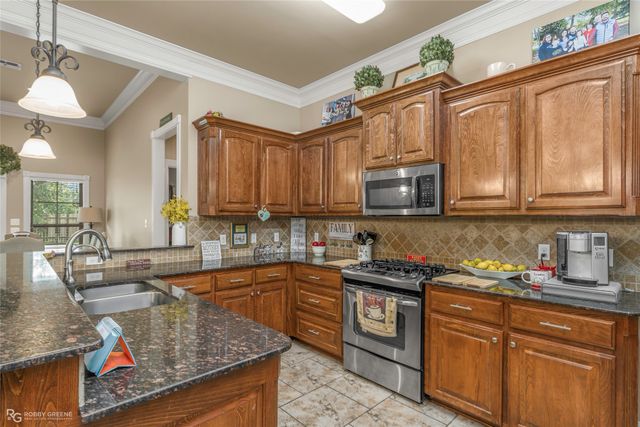 516 Brompton Lane, Bossier City, LA 71111