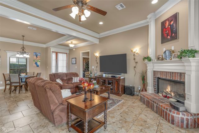 516 Brompton Lane, Bossier City, LA 71111