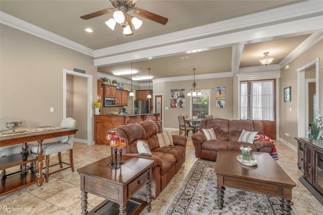 516 Brompton Lane, Bossier City, LA 71111