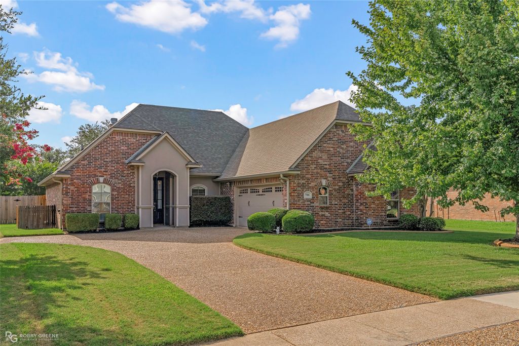 516 Brompton Lane, Bossier City, LA 71111