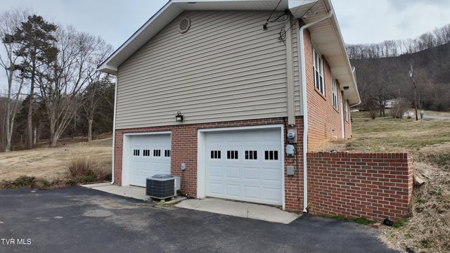 123 Valley View Drive, Rogersville, TN 37857