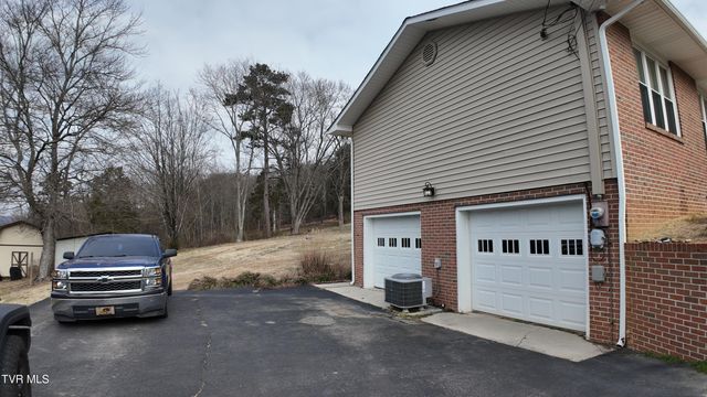 123 Valley View Drive, Rogersville, TN 37857