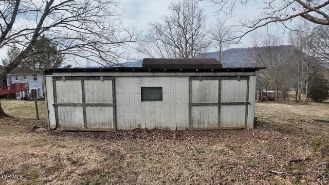 123 Valley View Drive, Rogersville, TN 37857