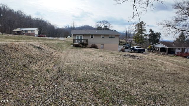 123 Valley View Drive, Rogersville, TN 37857