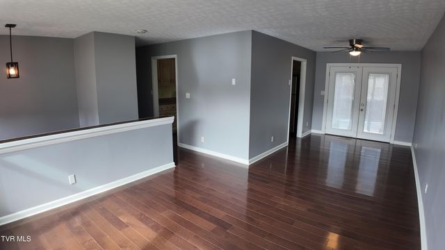 123 Valley View Drive, Rogersville, TN 37857