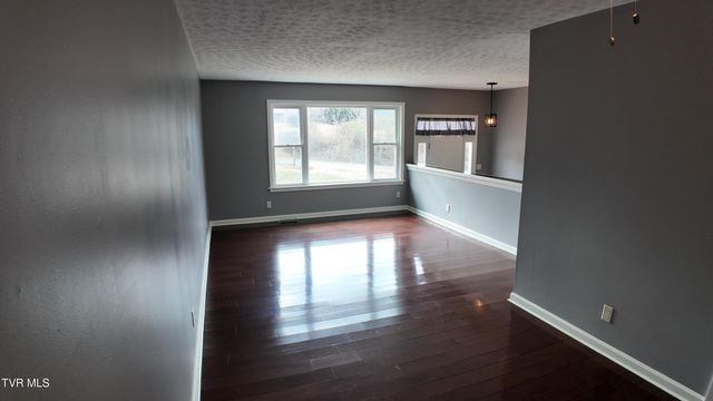 123 Valley View Drive, Rogersville, TN 37857