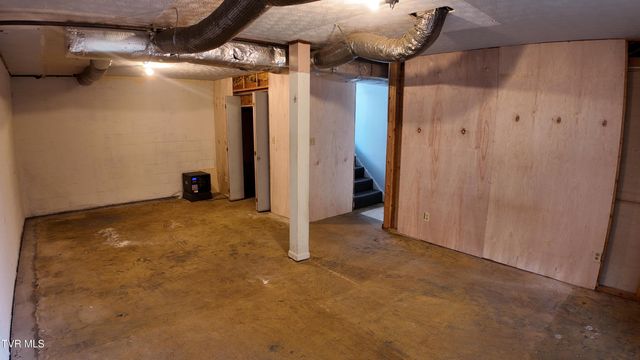 123 Valley View Drive, Rogersville, TN 37857