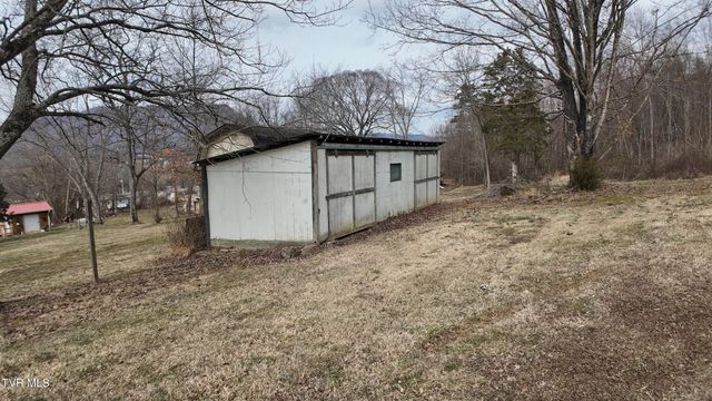 123 Valley View Drive, Rogersville, TN 37857