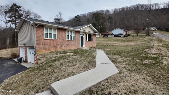 123 Valley View Drive, Rogersville, TN 37857