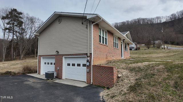 123 Valley View Drive, Rogersville, TN 37857