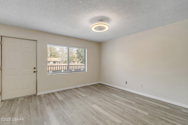 1601 Big Tree Rd Apt 807, Daytona Beach, FL 32119