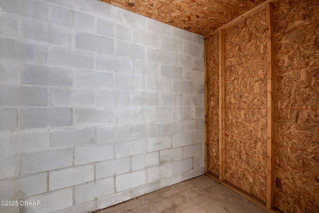 1601 Big Tree Rd Apt 807, Daytona Beach, FL 32119