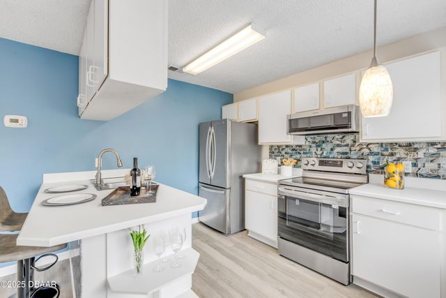 1601 Big Tree Rd Apt 807, Daytona Beach, FL 32119