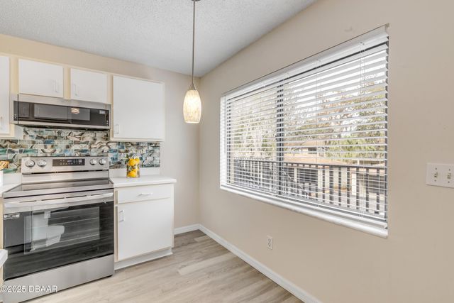 1601 Big Tree Rd Apt 807, Daytona Beach, FL 32119