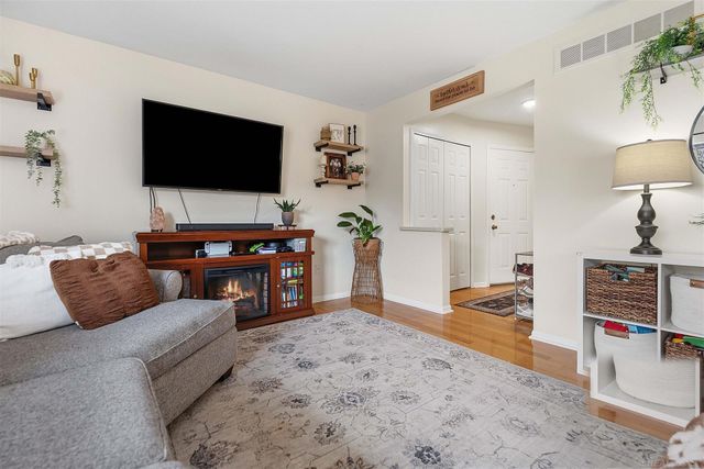 38604 Lanse Creuse Street, Harrison Twp, MI 48045