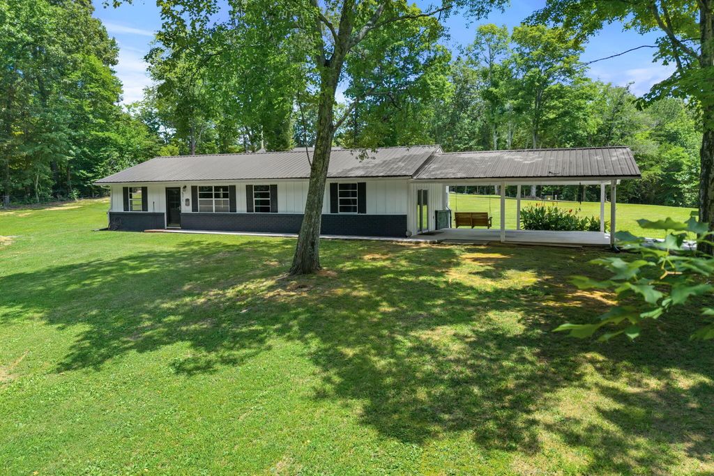 571 Goodfield Road, Decatur, TN 37322