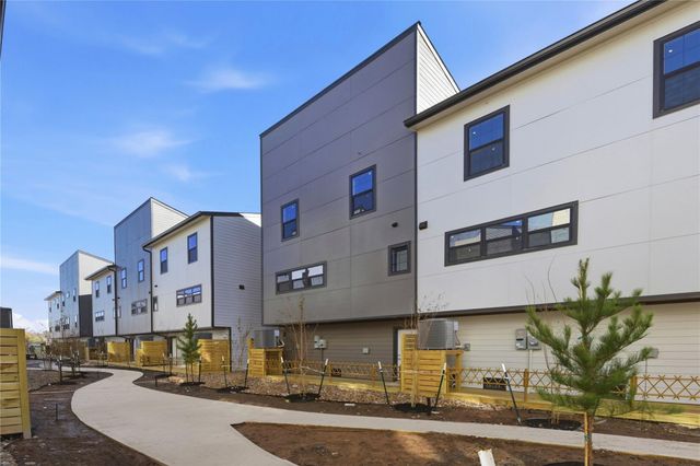 11917 N Hoa Sen Circle, Houston, TX 77072