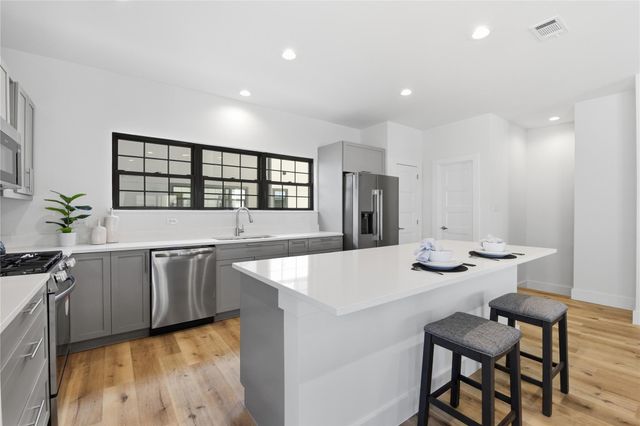 11917 N Hoa Sen Circle, Houston, TX 77072