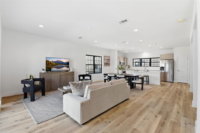 11917 N Hoa Sen Circle, Houston, TX 77072