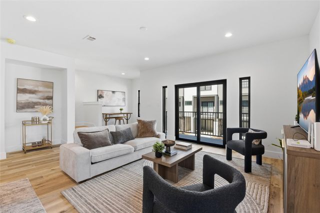 11917 N Hoa Sen Circle, Houston, TX 77072