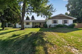 12265 Sharp Road, Fenton Charter Township, MI 48451