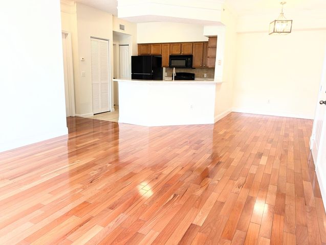 3210 Myrtlewood Circle E, Palm Beach Gardens, FL 33418