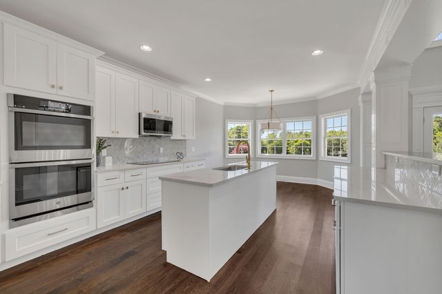 953 Warrior Dr, Murfreesboro, TN 37128