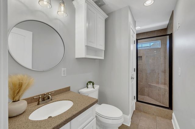 953 Warrior Dr, Murfreesboro, TN 37128