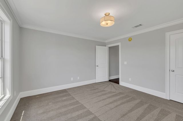 953 Warrior Dr, Murfreesboro, TN 37128