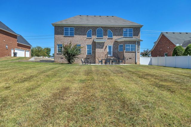 953 Warrior Dr, Murfreesboro, TN 37128