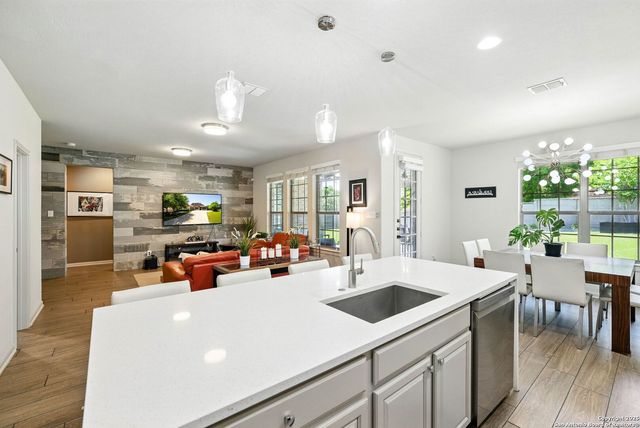 19215 Bartlett Bay, San Antonio, TX 78258