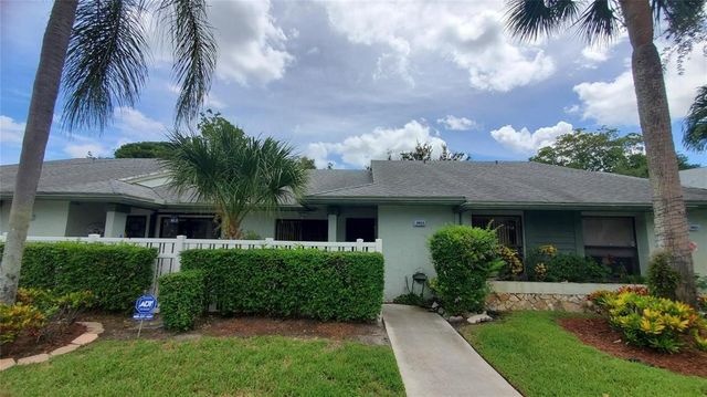 3853 N Carambola Circle N 29141, Coconut Creek, FL 33066