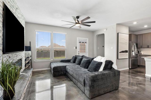 236 Johnny Cake DR, Kyle, TX 78640